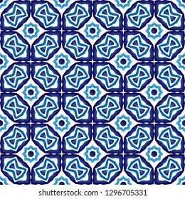 Ceramic tile pattern. Islamic, indian, arabic motifs. Damask seamless pattern. Porcelain ethnic bohemian background.  Abstract flower. Print for fabric and paper. Vector illustration