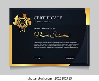 Modelos de diseño de borde de certificado de logro con elementos de insignias de oro de lujo y patrones de línea modernos. diseño de impresión gráfica vectorial que se puede utilizar Para premios, valoraciones, educación