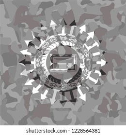 certificate icon inside grey camo emblem
