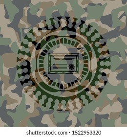 certificate icon on camo pattern