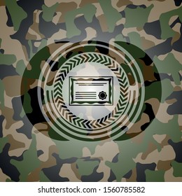 certificate icon on camo pattern