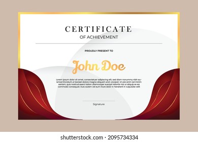 Diseño de plantillas de certificado con un estilo de forma geométrica simple y premium de color dorado y rojo