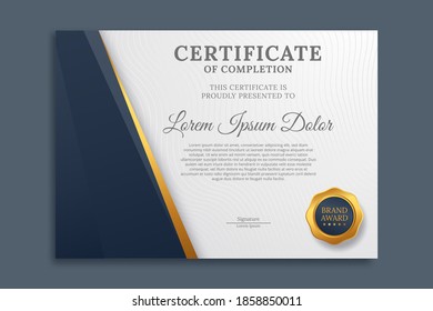 plantilla de certificado de lujo y moderno 