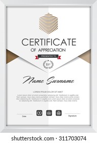 certificate template with modern pattern,diploma,Vector illustration 