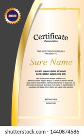 Certificate template in vector for achievment graduation completion
