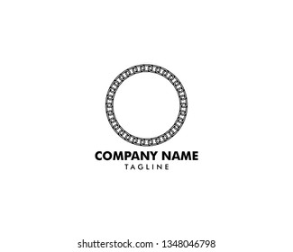 Chain Circle Logo