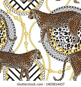 Chain seamless pattern with leopard. Animal print. Baroque trend. Vector illustration 