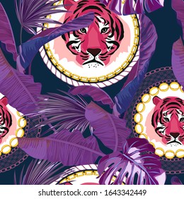 Chain seamless pattern with tropical leaves and tigers. Modern trend. Gold stripes. Vector illustration