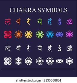 Símbolos de Chakra, estilos diferentes, iconos geométricos modernos y simples y signos tradicionales de sánscrito. Ilustración vectorial.