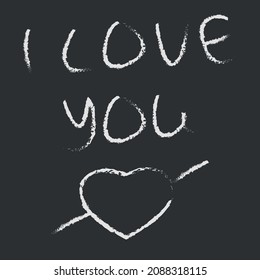 Inscriptions de marque sur le tableau que je t'aime. Une déclaration d'amour et un coeur percé de flèche. Inscription à la craie blanche sur une surface sombre. Illustration vectorielle.
