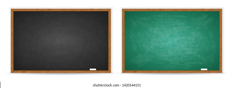 Набор классной доски. Реалистичная черно-зеленая доска в деревянной раме, изолированная на белом фоне. Коллекция классной доски. Протертая грязная классная доска. Фон для дизайна школы или ресторана, меню