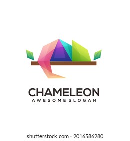 Chameleon logo Geometric origami Gradient