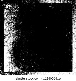 Chaotic grunge background in black and white