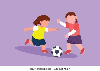 Carácter plano dibujando niñas pequeñas jugando fútbol juntas. Dos niños felices jugando al deporte en el patio de recreo de la escuela. Niños sonrientes pateando la pelota a pie entre ellos. Ilustración vectorial de diseño de dibujos animados