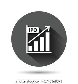 Icono de gráfico en estilo plano. Flecha crecer ilustración vectorial sobre fondo redondeado negro con efecto de sombra largo. Concepto de negocio de botón de círculo de análisis.