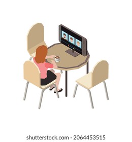 Composición isométrica de la gente chateando con el trabajador sentado en la mesa con la computadora ejecutando ilustración vectorial de videoconferencia