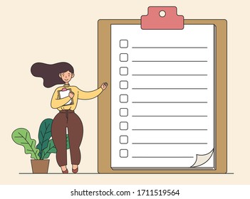 Lista de verificación, mínimo de la ilustración de estilo plano vectorial de papel para la lista de comprobación con la señora gerente parada al lado. Portapapeles con casilla de verificación, nota , cuestionario o recordar trabajo. Dibujo de oficina.