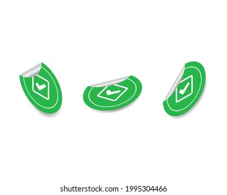 Marque el conjunto de etiquetas adhesivas de marca verde en estilo isométrico. Icono de marca de verificación realista aislado Ilustración vectorial EPS 10