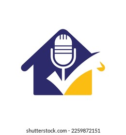 Überprüfen Sie die Vorlage für das Design des Podcast-Vektorlogos. Mikrofon und Icon-Design.