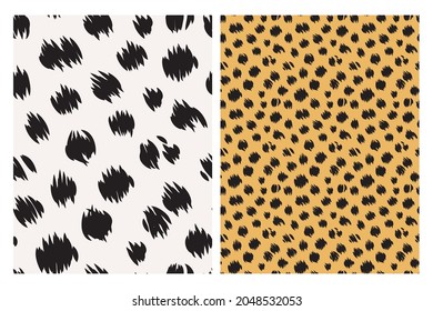 Cheetah skin irregular seamless pattern. Round savannah spots print, large cat fur endless background, cheetahs tile, repetitive wallpaper for fabric, wrapping endless design