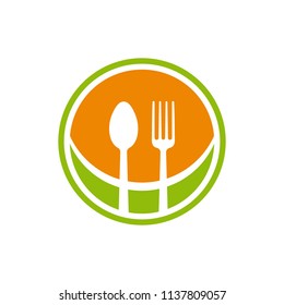 Chef icon logo. Kitchen template design. Restaurant vector illustration