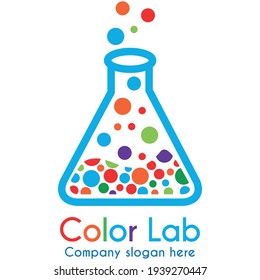 Vector de plantilla de diseño del logotipo del matraz de laboratorio químico