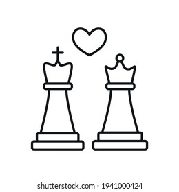 Chess linear icon. Traditional intellectual board game thin line customizable illustration. Contour symbol. King and queesn figures vector isolated outline drawing. Editable stroke