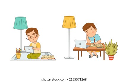 Educación en línea para niños y concepto de e-learning. Niños que utilizan tableta y ordenador portátil para aprender ilustración vectorial de dibujos animados