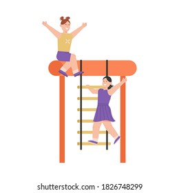 Niños jugando en el patio de recreo escenas aisladas. Dibujo vectorial de niños y niñas en columpios, barras horizontales, escaleras suspendidas, castillo de juguete infantil. Juegos infantiles al aire libre y actividades deportivas