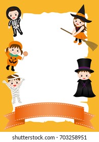 Children who make a costume of Halloween