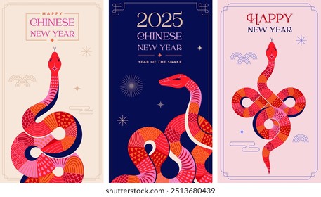 Año nuevo chino 2025 año de la serpiente. Ilustraciones de serpiente roja, diseño de Vertical, tarjetas, Anuncios. Diseños de Vector chino tradicional rojo con serpientes. Concepto de año nuevo lunar, Vector moderno geométrico