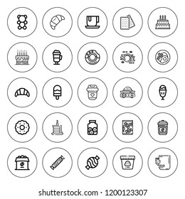 Chocolate icon set. collection of 25 outline chocolate icons with biscuit, breakfast, candy, cake, chocolate, coffee, donut, croissant, cookies icons. editable icons.