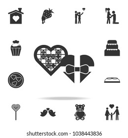 chocolates in heart boxes icon. Detailed set of signs and elements of love icons. Premium quality graphic design. One of the collection icons for websites on white background