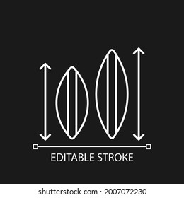 Choosing surfboard size white linear icon for dark theme. Depending on surfer weight, abilities. Thin line customizable illustration. Isolated vector contour symbol for night mode. Editable stroke