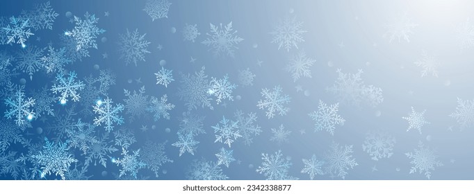 El fondo navideño de los hermosos complejos grandes y pequeños copos de nieve en colores azul claro. Ilustración de invierno con nieve en caída
