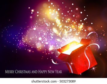 Weihnachtshintergrund mit offener roter Schachtel
