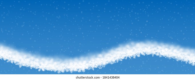 Fondo navideño de copos de nieve de diferente forma, borrosidad y transparencia, con forma de ola, sobre fondo azul claro