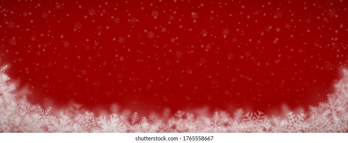 Fondo navideño de copos de nieve de diferentes formas, tamaños, borrosidad y transparencia en fondo rojo