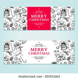 Weihnachtsbanner. Handgezeichnete Vektorgrafik Xmas Pflanzen und Symbole. Verzierte Feriendekorationen. Holly, Mistletoe, Sock, Strumpf, Poinsettia, Geschenk, Lebkuchen Mann Tanne Baum. Urlaubskennzeichnung