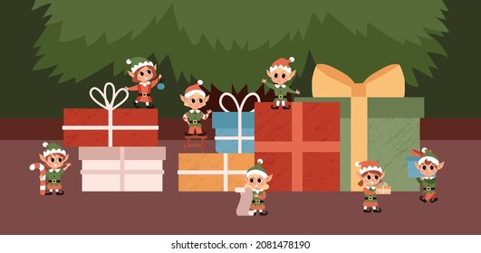 La Navidad se eleva entre los enormes regalos bajo el árbol de navidad. Santa Claus ayuda. Carácter vector de corte. El elfo festivo sobre el fondo verde.