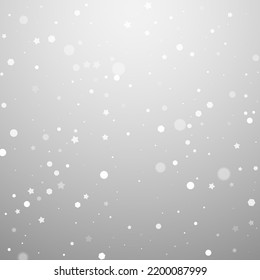 Fondo de nieve de Navidad en caída. Sutiles copos de nieve volando y estrellas. Plantilla para la superposición de copos de nieve de plata de invierno festivo. Ilustración del vector