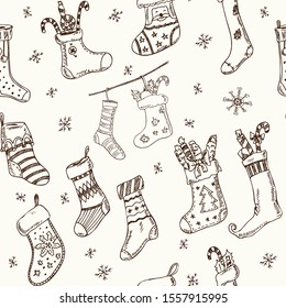 Christmas gift socks  hand drawn doodle seamless pattern Vector illustration. Isolated elements on white background. Symbol collection.