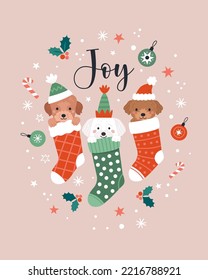 Tarjeta de felicitación de Navidad. Ilustración vectorial de tres adorables cachorros de dibujos animados en calcetines de Navidad, aislados en un fondo abstracto rosa claro con nieve, mistletoe y juguetes de Navidad