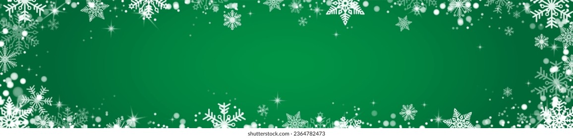 Fondo panorámico navideño de muchas capas de copos de nieve de diferentes formas, tamaños y transparencia. Nevada, copos de nieve en un fondo verde. Ilustración vectorial.