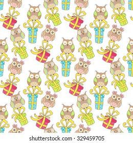 Christmas seamless pattern with gifts and owls on a white background