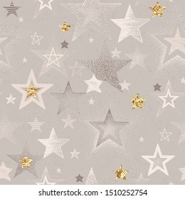  Christmas seamless pattern with hand-drawn stars beige, brown colors and texture golden foil. Holiday vector illustration for wrapping paper, textile or wallpaper.