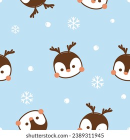 Patrón navideño sin fisuras de dibujos animados de pingüino con cuernos y copos de nieve sobre el vector de fondo azul.