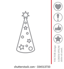 Christmas tree vector line icon.