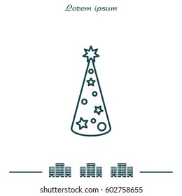 Christmas tree vector line icon.