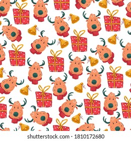 Christmas vector cartoon seamless pattern with reindeer head, gift box and gold bell on a white background.
